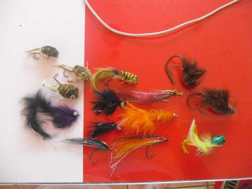 14 FLY FISHING FLIES.